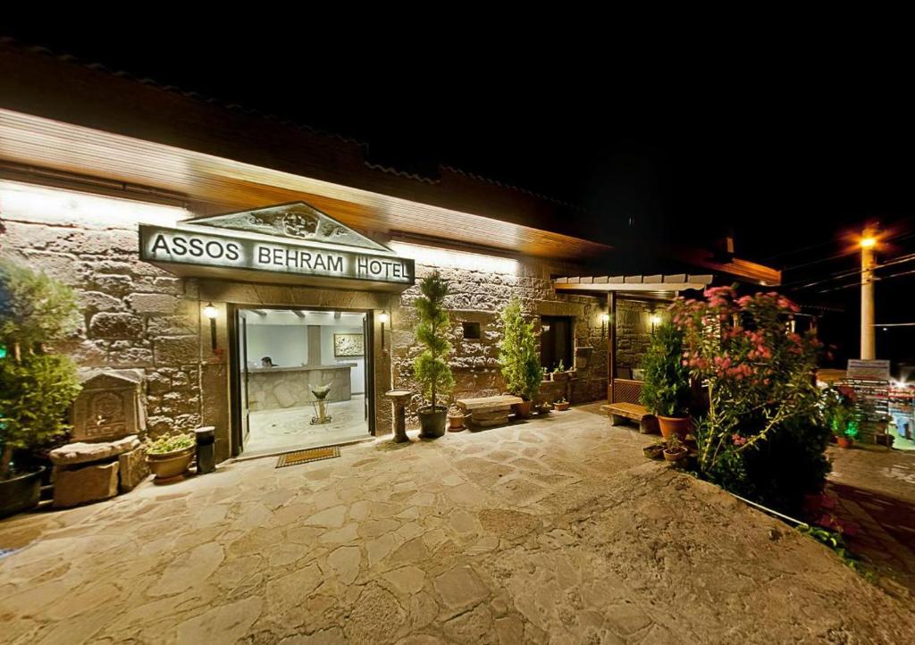 Assos Behram Hotel